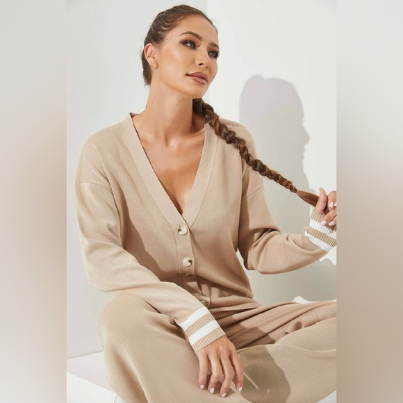 NWT Boutique Skylar Beige Knit Cardigan & Pants Matching Set - Picture 4 of 6